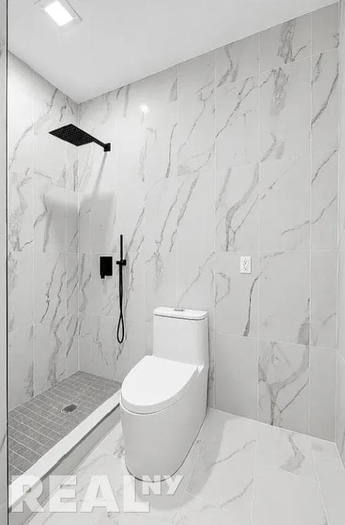 2 bed apartment at 680 Broadway, Unit 2B, NoHo, photo 9 of 9