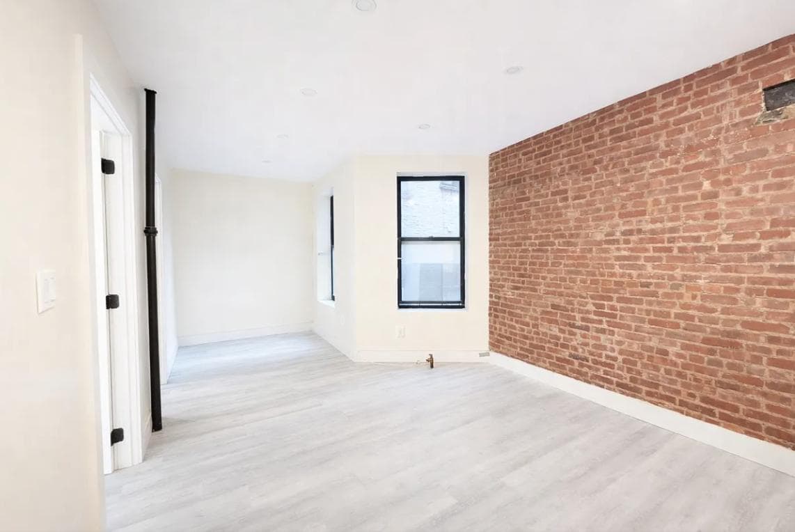 2 bed apartment at 533 West 158th Street, Unit 42, Washington Heights, photo 1 of 5