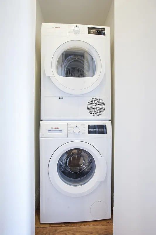 1 bed apartment at 53 Ludlow Street, Unit 9, Lower East Side, photo 4 of 5
