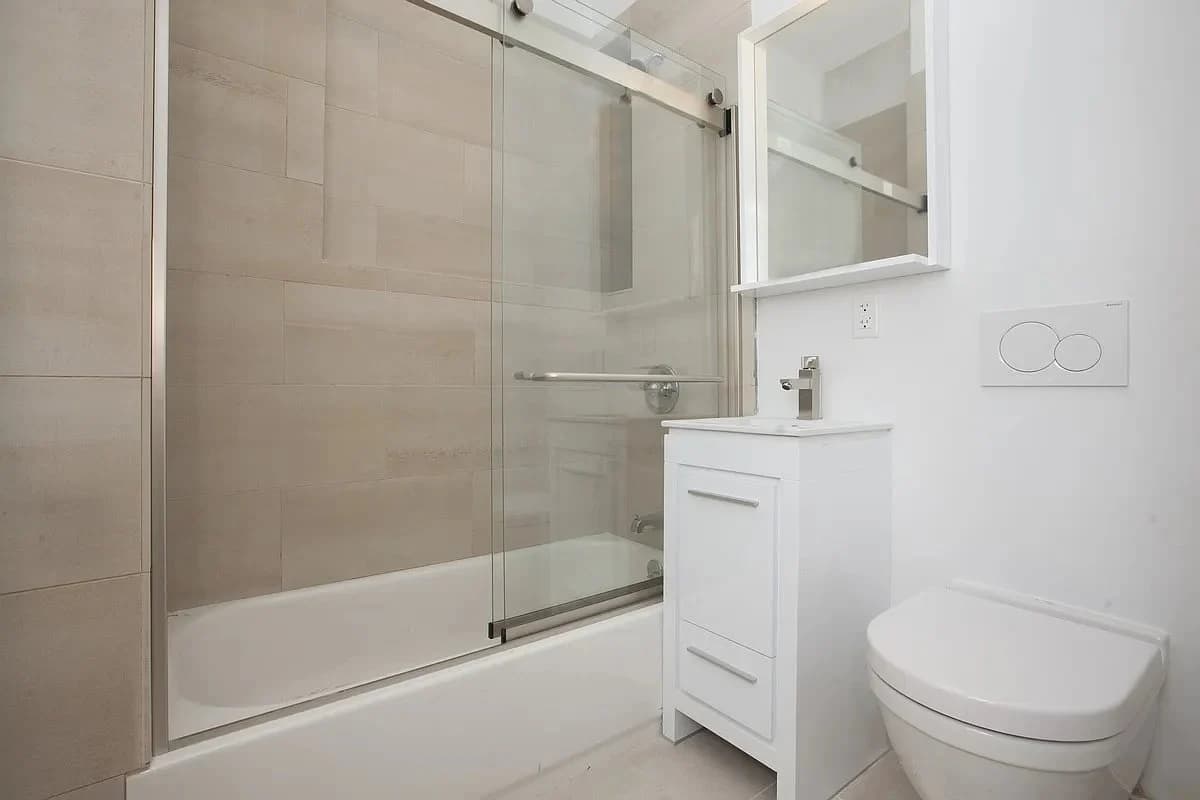 1 bed apartment at 53 Ludlow Street, Unit 9, Lower East Side, photo 5 of 5