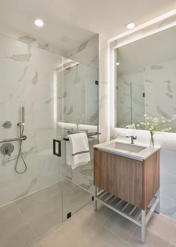 Studio apartment at 606 West 30th Street, Unit 17G, Hudson Yards, photo 3 of 20