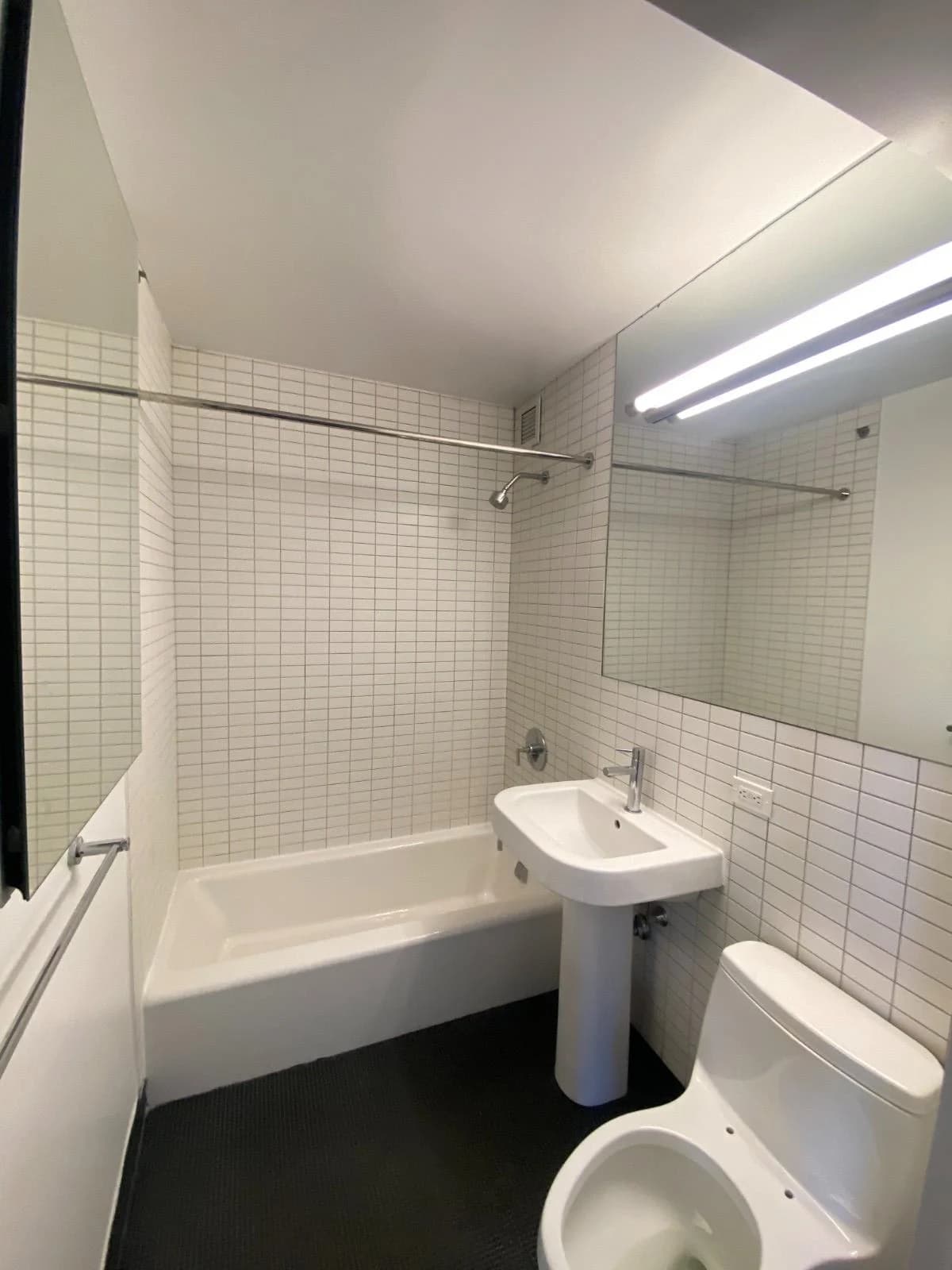 Studio apartment at 222 E 39th ST, Unit 6F, Murray Hill, photo 4 of 6