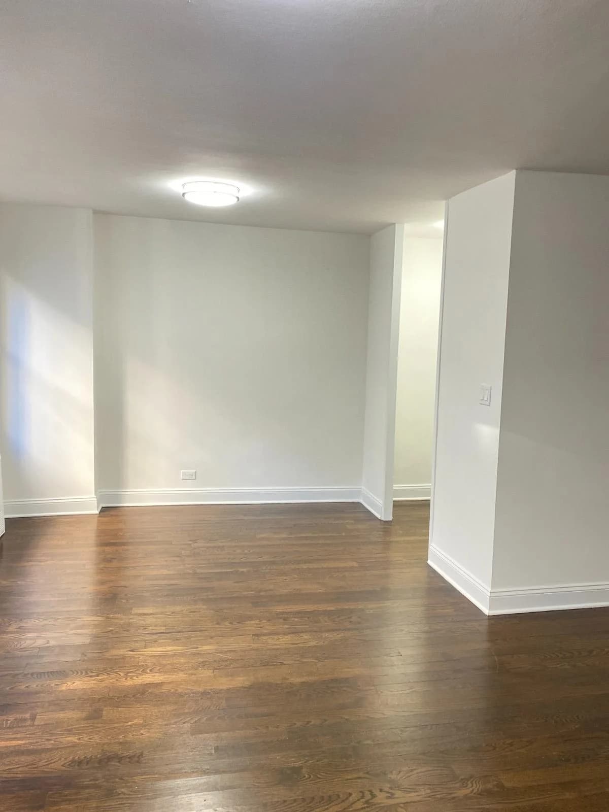 Studio apartment at 96 Fifth Avenue, Unit 8P, Union Square, photo 2 of 7