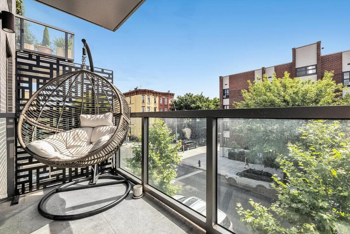 778 Marcy Avenue, photo 3