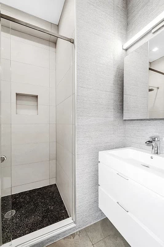 4 bed apartment at 113 East 29th Street, Unit 3, NoMad, photo 9 of 9