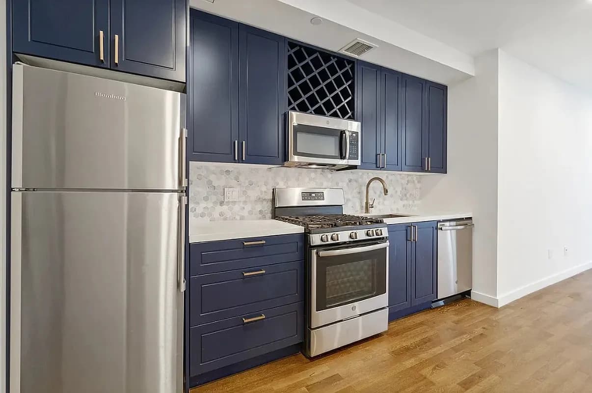 41-32 27TH STREET, photo 4