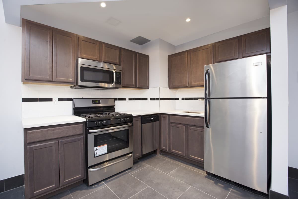 164 Attorney Street, photo 3