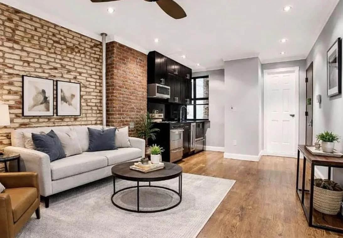 3 bed apartment at 438 West 52nd Street, Unit SEVEN, Hell's Kitchen, photo 1 of 8