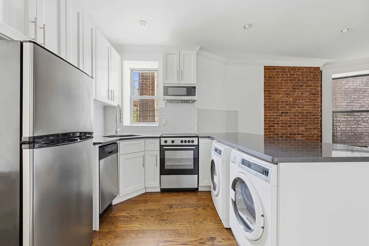 346 East 120th Street, photo 5