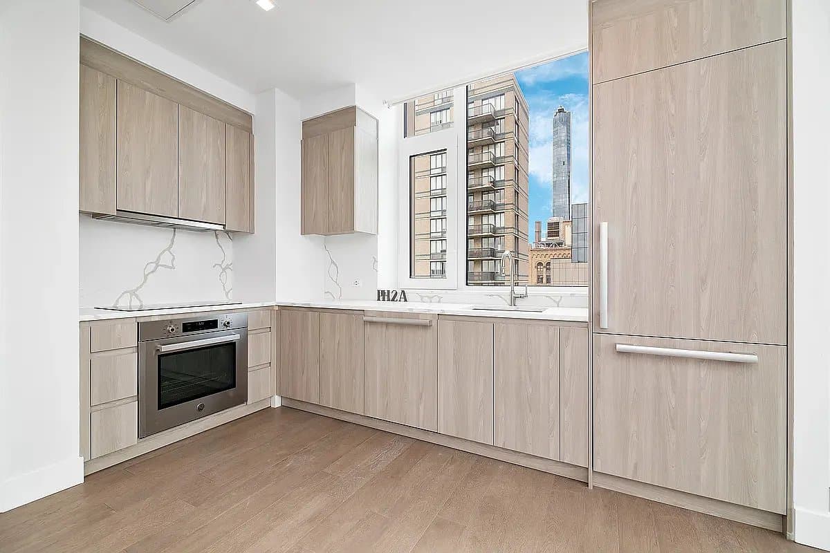2 bed apartment at 200 East 23rd Street, Unit 19AA, Kips Bay, photo 4 of 8