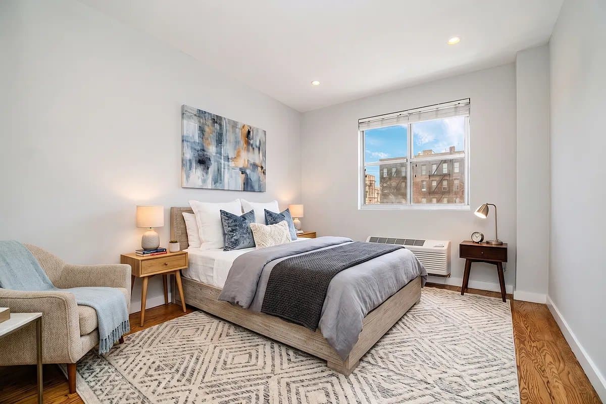 2 bed apartment at 152 Ludlow Street, Unit 4C, Lower East Side, photo 3 of 4