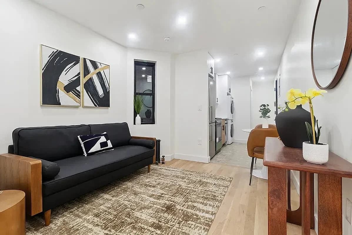 1 bed apartment at 176 Rivington Street, Unit 3, Lower East Side, photo 1 of 7