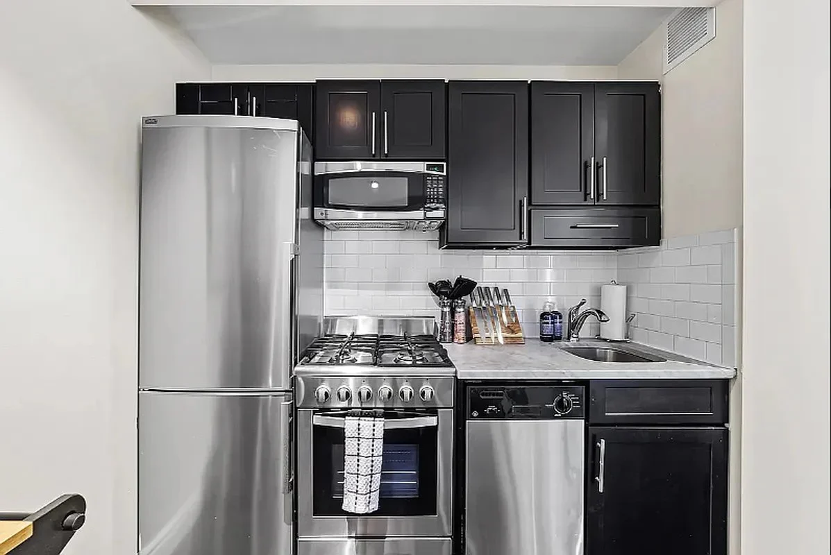 3 bed apartment at 448 West 19th Street, Unit 3CD, Chelsea, photo 6 of 8