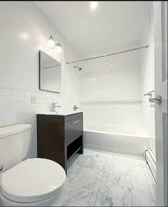 3 bed apartment at 448 West 19th Street, Unit 3CD, Chelsea, photo 8 of 8