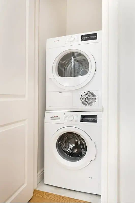 4 bed apartment at 329 Lincoln Place, Unit 4R, Prospect Heights, photo 6 of 7
