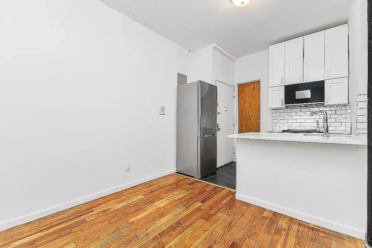 25 Thompson Street, photo 4