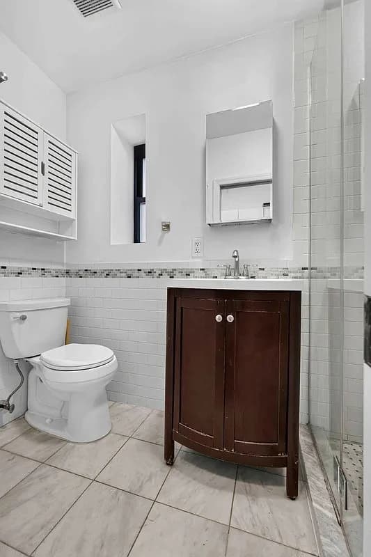 1 bed apartment at 250 Broome Street, Unit 15, Lower East Side, photo 5 of 5