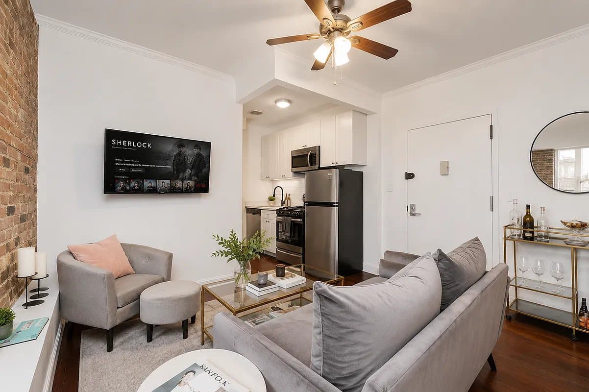 23 Avenue A