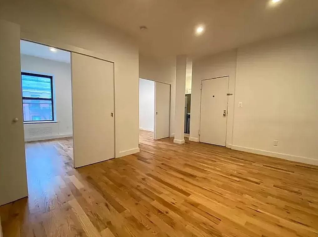 465 West 57th Street, photo 2