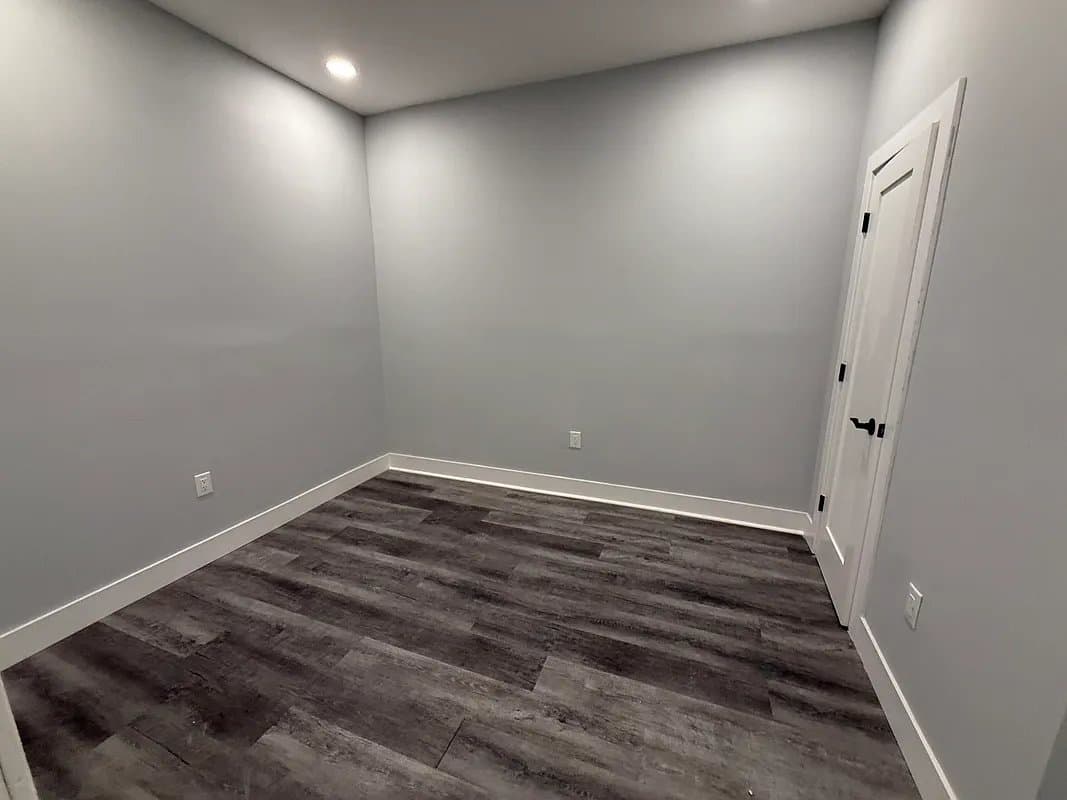 3 bed apartment at 118-05 Liberty Avenue, Unit 3, Richmond Hill, photo 9 of 12