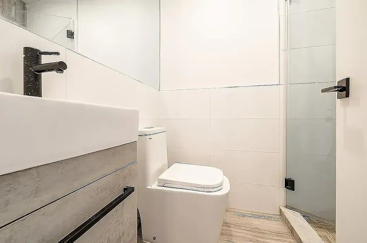4 bed apartment at 254 East 28th Street, Unit 4A, Flatbush, photo 6 of 12