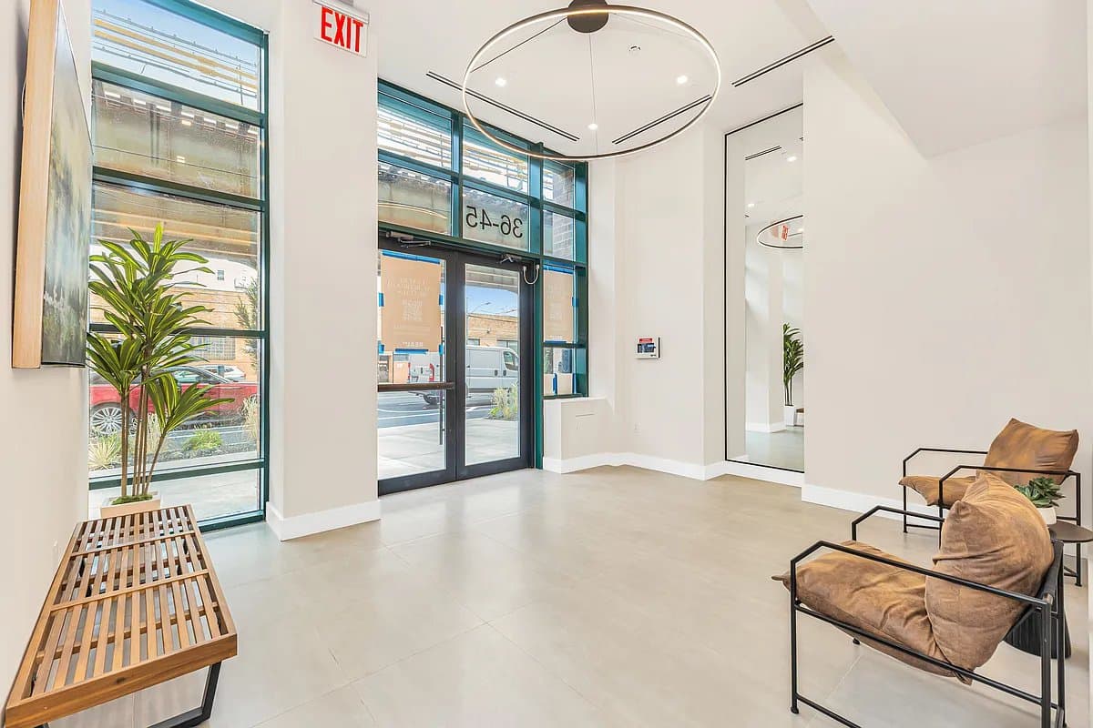 1 bed apartment at 36-45 31st Street, Unit 6D, Long Island City, photo 6 of 8