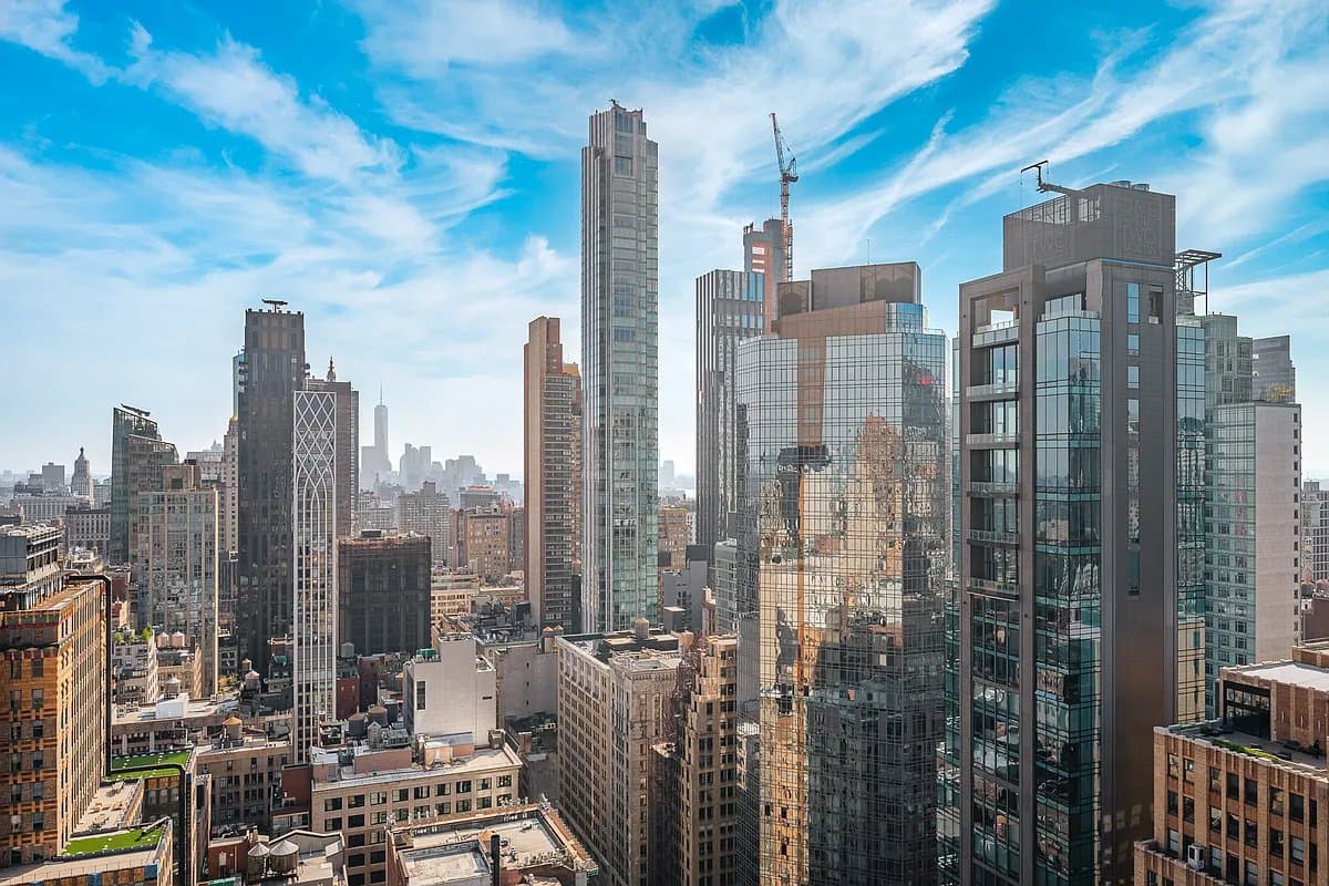1 bed apartment at 49 East 34th Street, Unit 20B, Murray Hill, photo 15 of 17