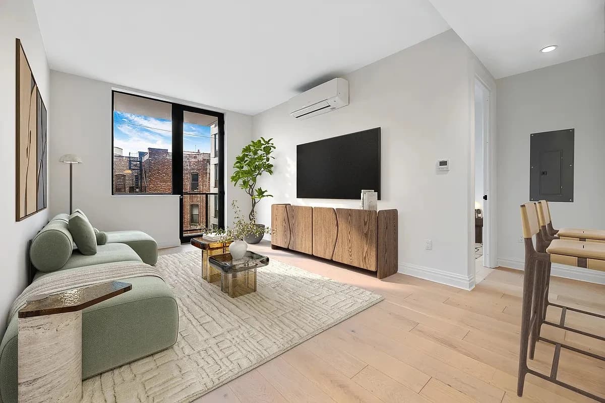 1 bed apartment at 127 West 112th Street, Unit 3A, Harlem, photo 1 of 12