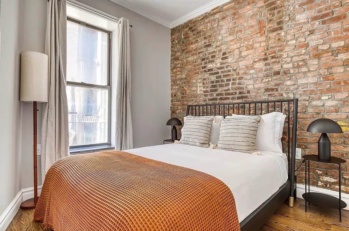 410 East 13th Street, photo 4