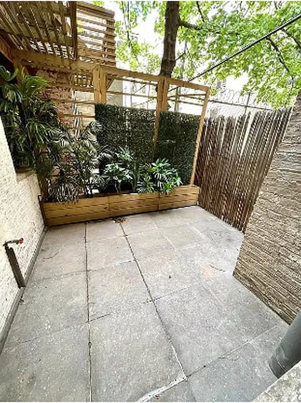 1 bed apartment at 121 East 37th Street, Unit 1B, Murray Hill, photo 5 of 6