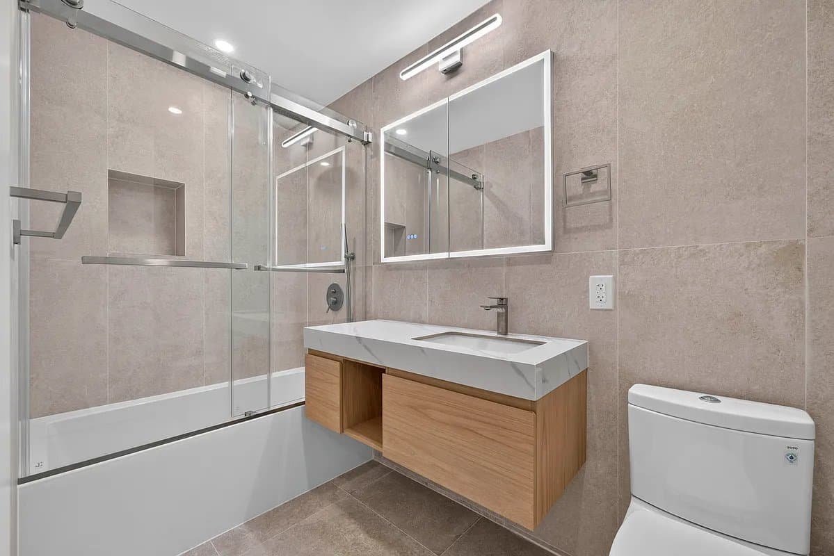 4 bed apartment at 205 Eighth Avenue, Unit 2F, Chelsea, photo 8 of 12