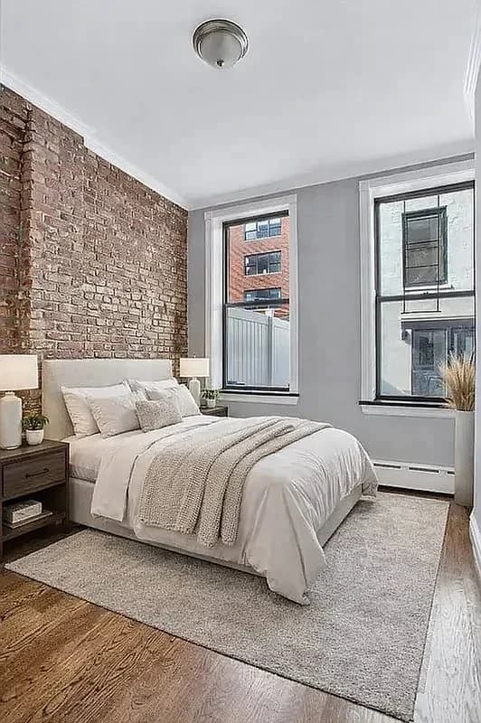 350 West 21st Street, photo 2