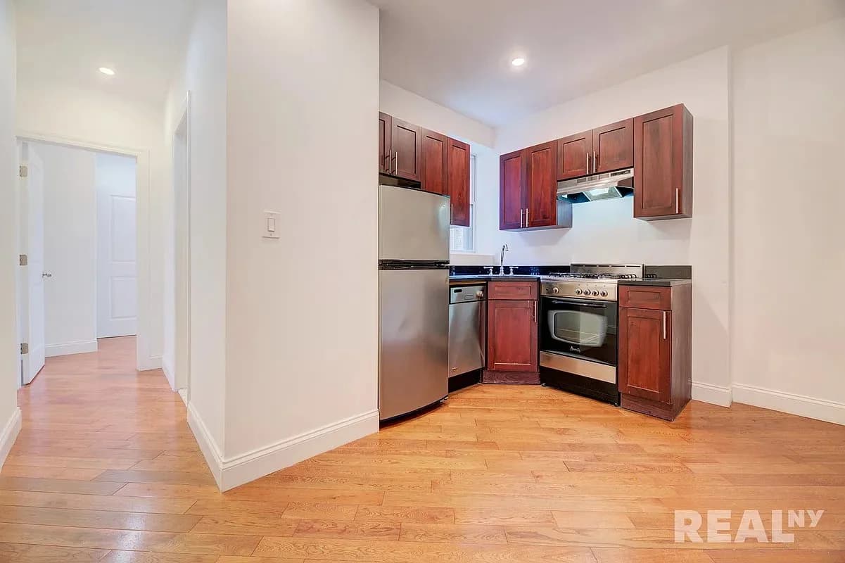 75 Orchard Street, photo 4