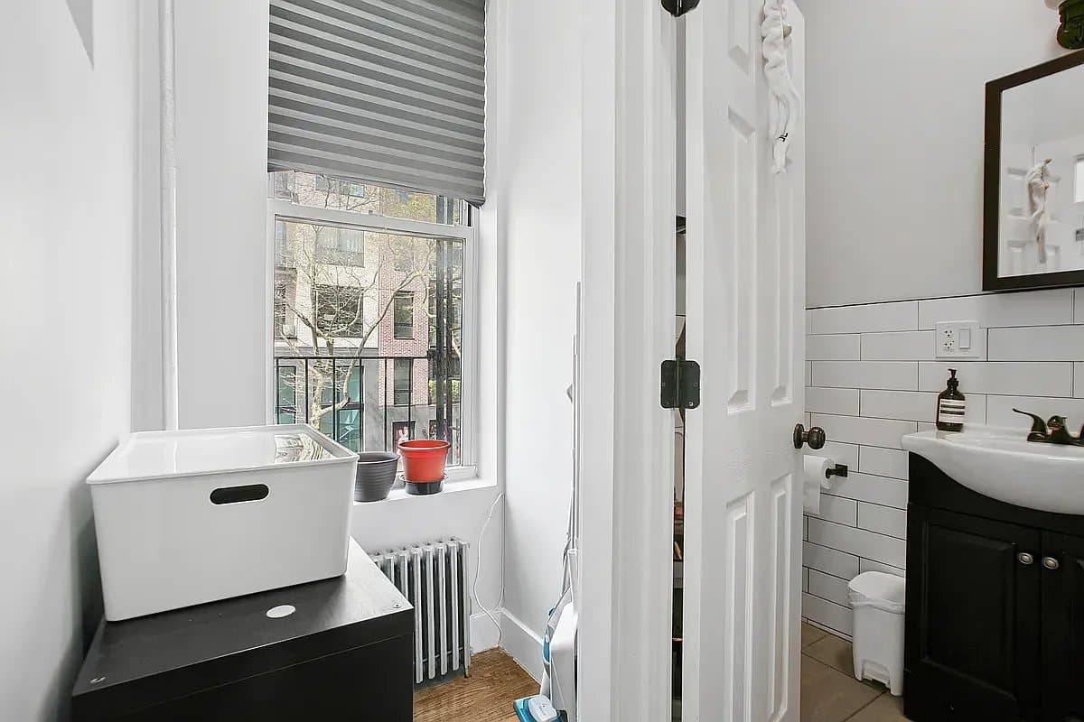 1 bed apartment at 258 HALSEY Street, Unit 1A, Bedford Stuyvesant, photo 9 of 13