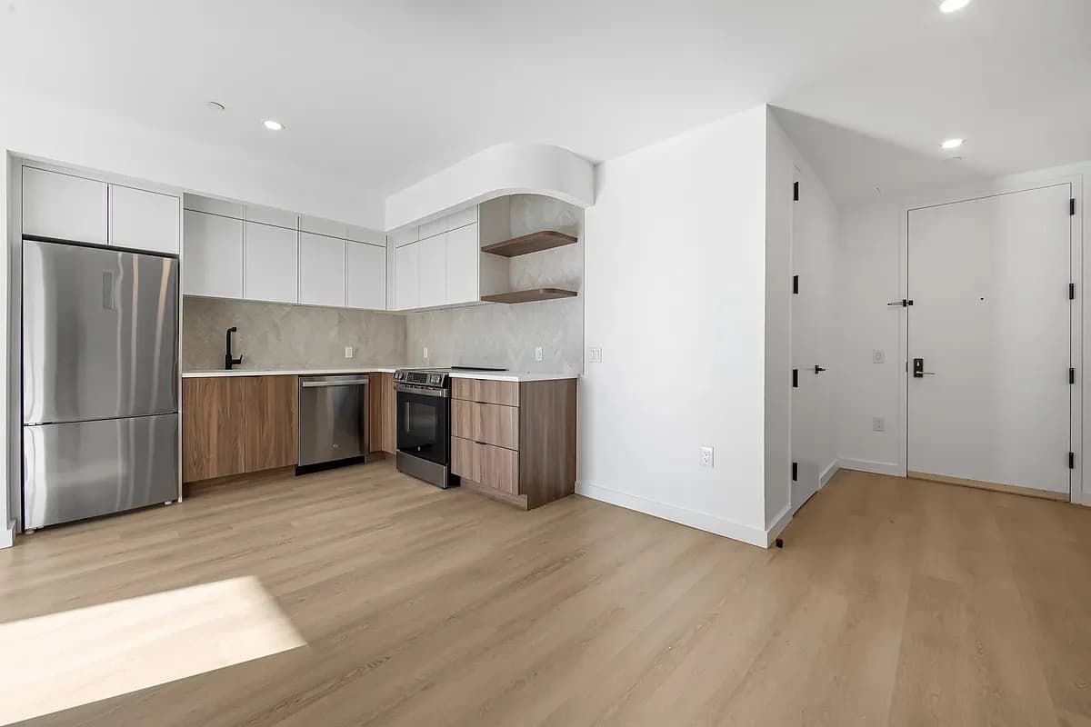 2 bed apartment at 953 Dean Street, Unit 841, Crown Heights, photo 5 of 10