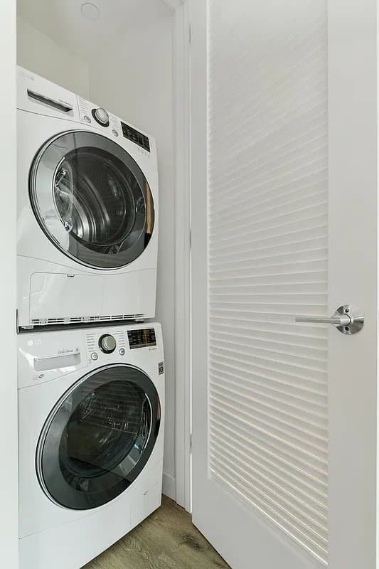 2 bed apartment at 171 Chrystie Street, Unit PHA, Lower East Side, photo 6 of 8