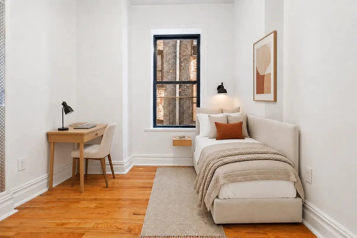 160 Waverly Place, photo 4