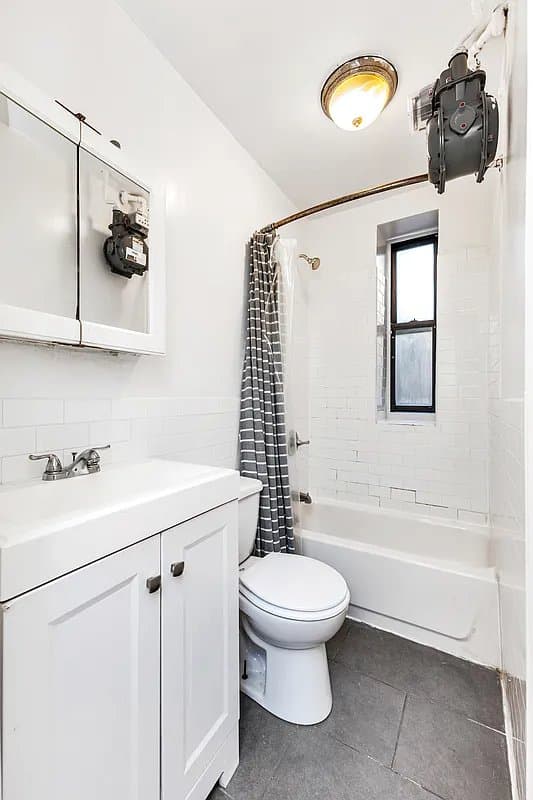 142 South 9th Street, photo 5