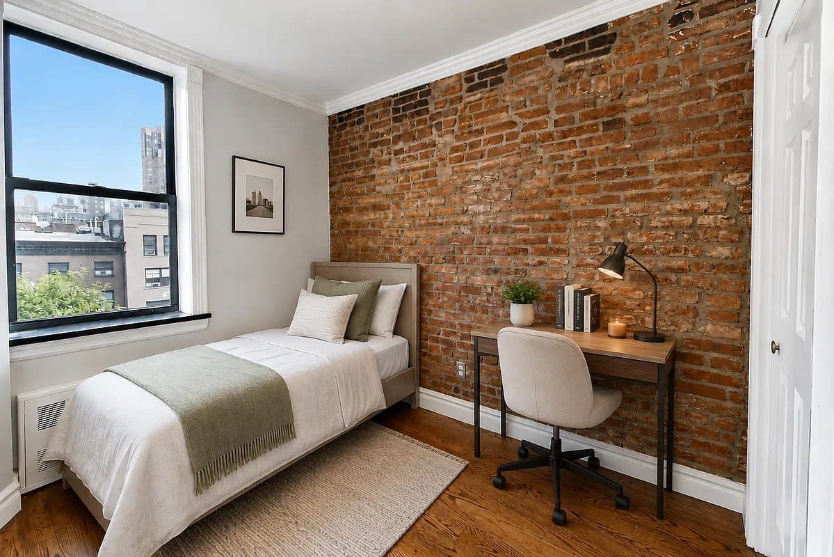 2 bed apartment at 239 West 14th Street, Unit 5F, Chelsea, photo 3 of 6