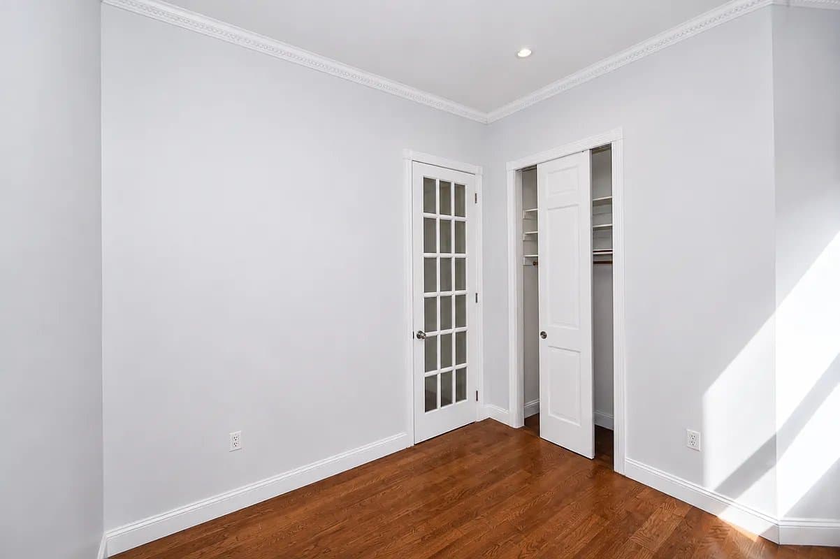 6 bed apartment at 15 West 103rd Street, Unit 5R, Upper West Side, photo 8 of 10