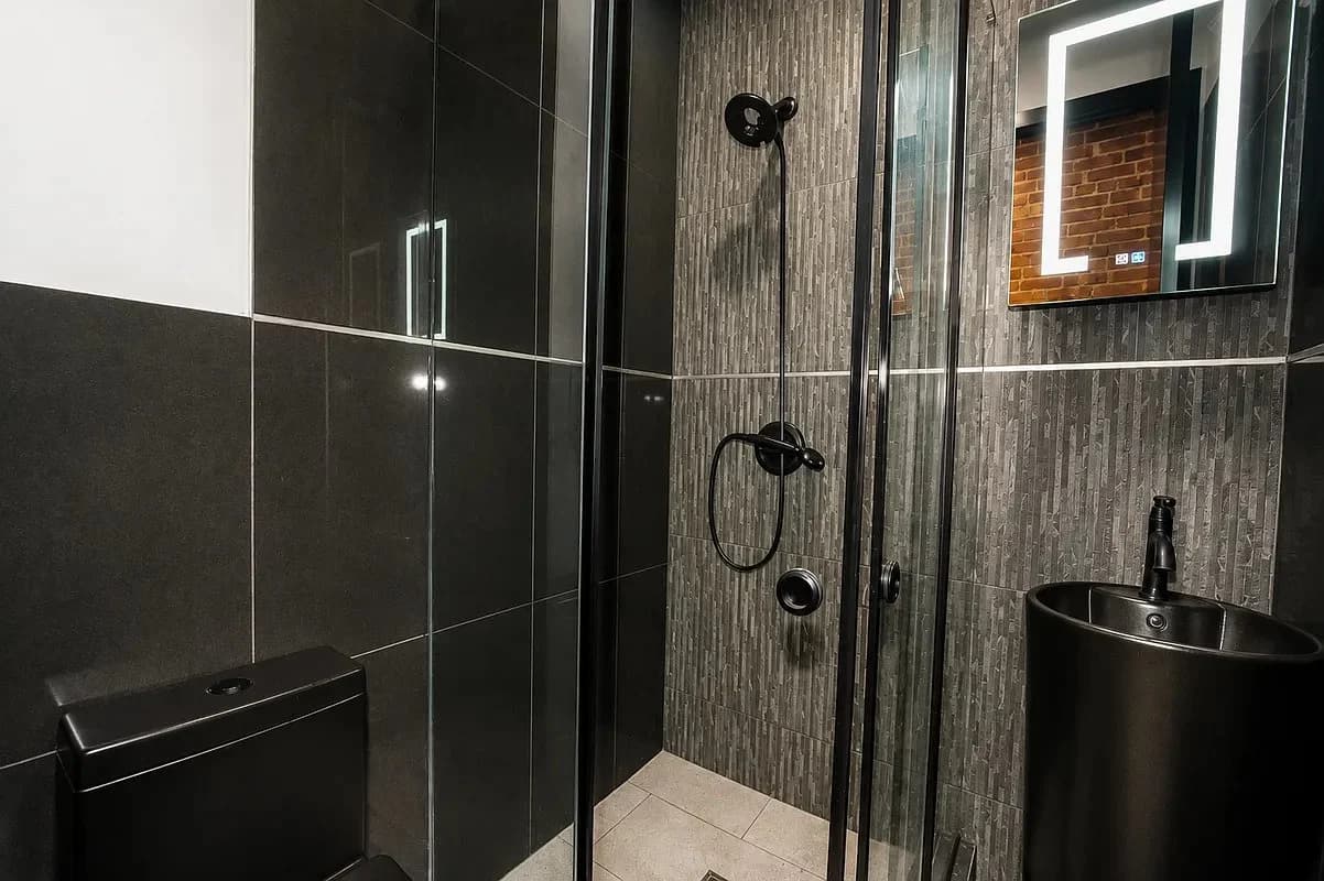 6 bed apartment at 15 West 103rd Street, Unit 5R, Upper West Side, photo 9 of 10
