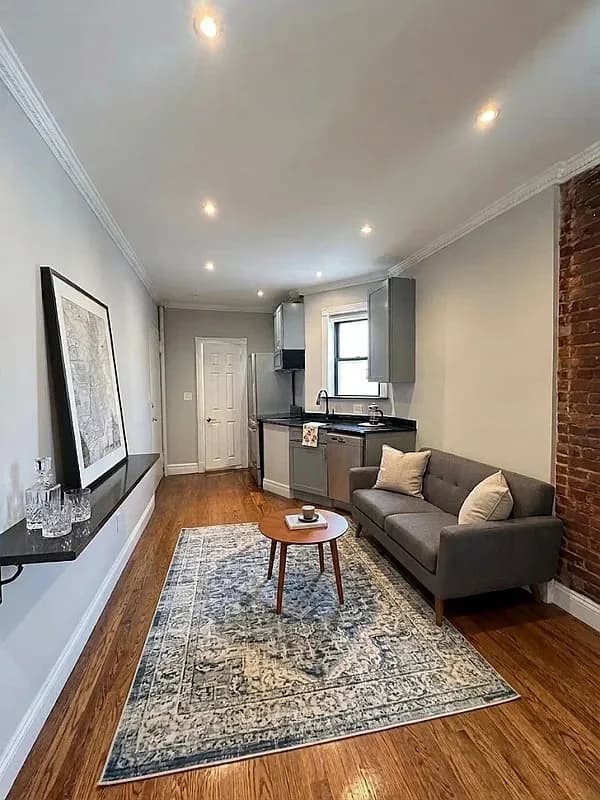 1 bed apartment at 219 East 23rd Street, Unit 16A, Kips Bay, photo 2 of 6