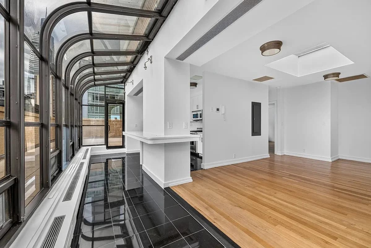 2 bed apartment at 245 East 44th Street, Unit PH, Midtown East, photo 10 of 20