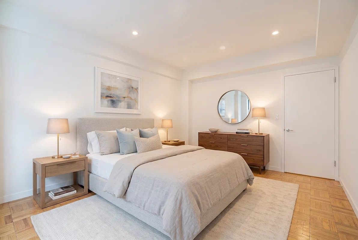 129 West 56th Street, photo 2