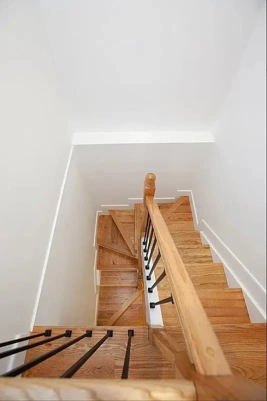 127 East 36th Street, photo 4