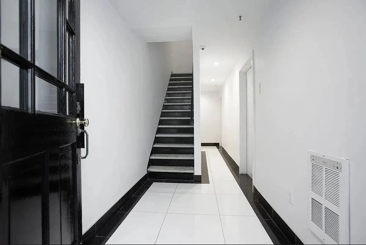1 bed apartment at 127 East 36th Street, Unit 1A, Murray Hill, photo 6 of 6