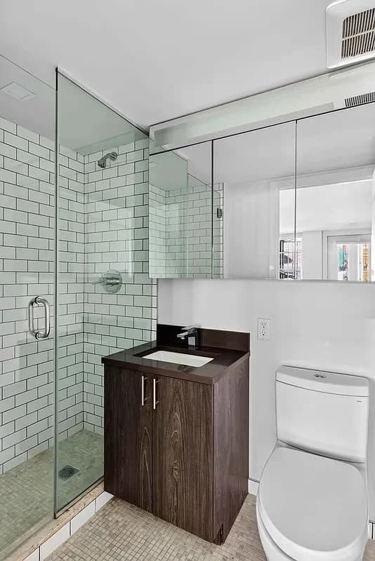 1 bed apartment at 163 Ludlow Street, Unit GW, Lower East Side, photo 7 of 10