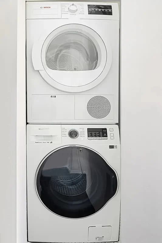 3 bed apartment at 437 W 53rd ST, Unit 4, Hell's Kitchen, photo 5 of 6