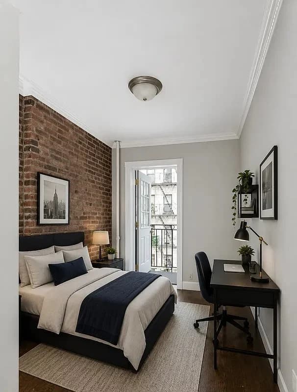 2 bed apartment at 437 W 53rd ST, Unit 3, Hell's Kitchen, photo 2 of 5
