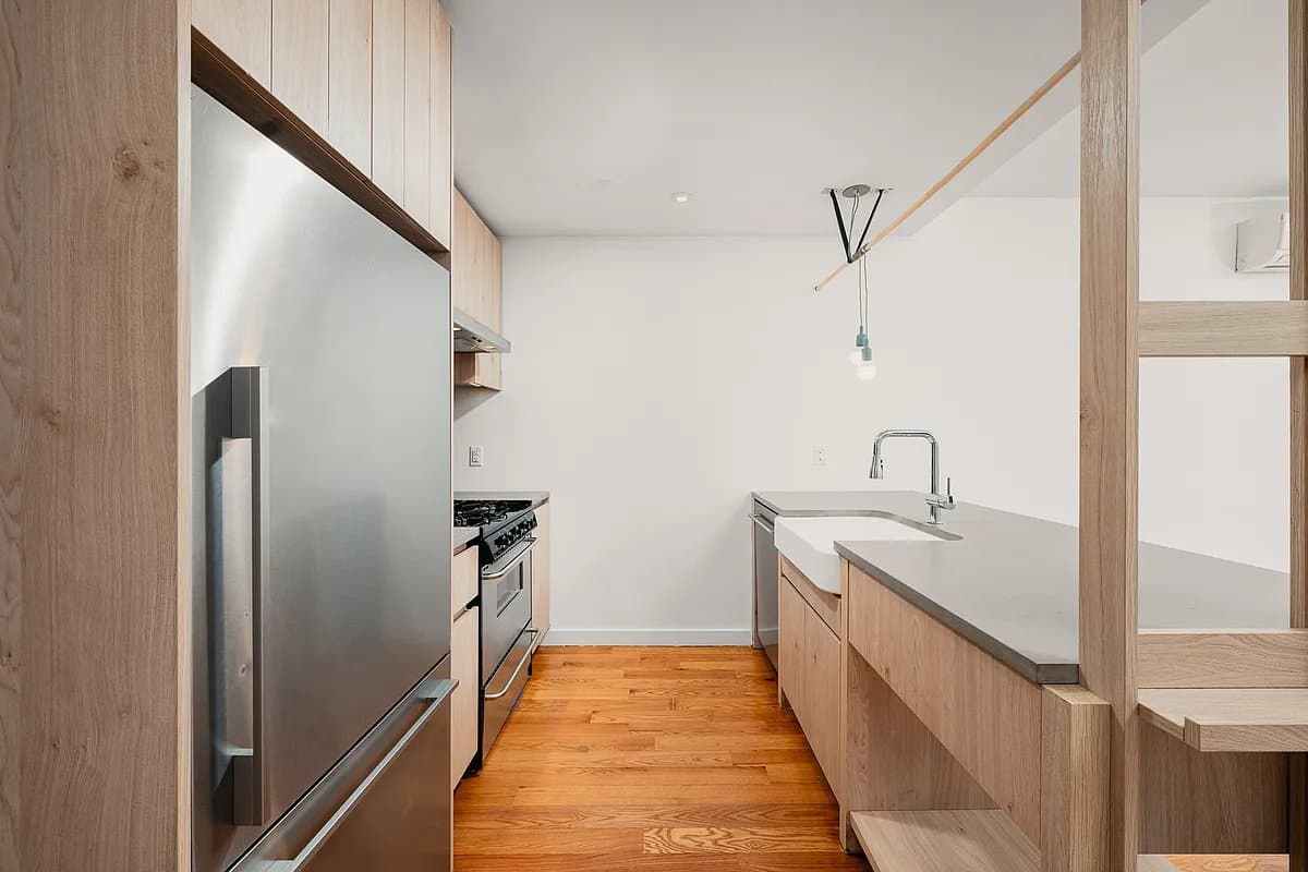 1 bed apartment at 123 Melrose Street, Unit 222, Bushwick, photo 4 of 6